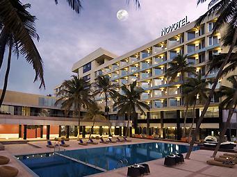 Imagen general del Hotel Novotel Mumbai Juhu Beach. Foto 1