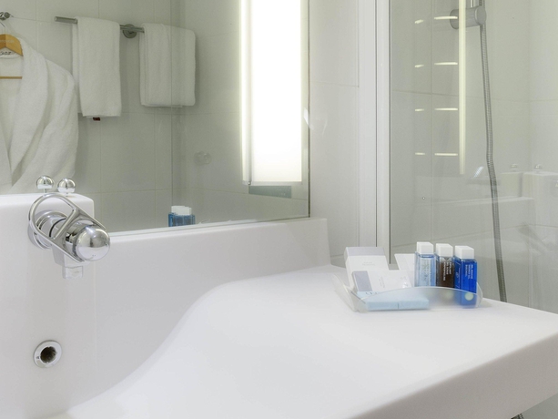 Imagen de la habitación del Hotel Novotel Nantes Carquefou. Foto 16
