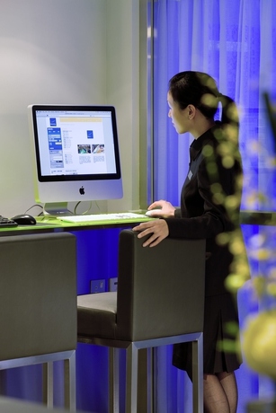 Imagen de los interiores del Hotel Novotel Nathan Road Kowloon. Foto 16