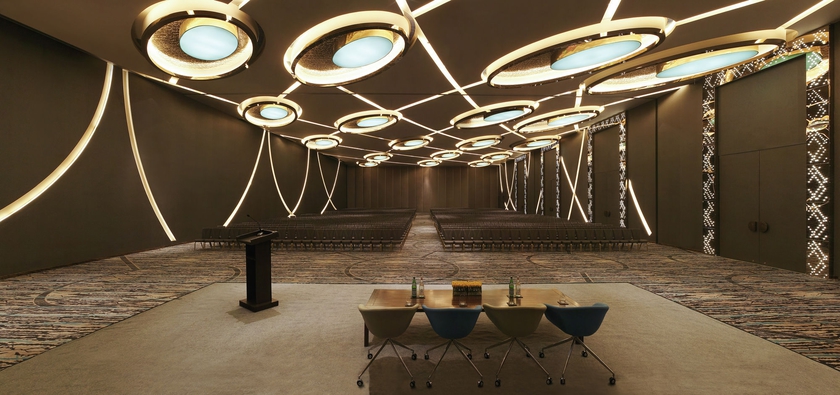 Imagen de los interiores del Hotel Novotel New Delhi Aerocity. Foto 12