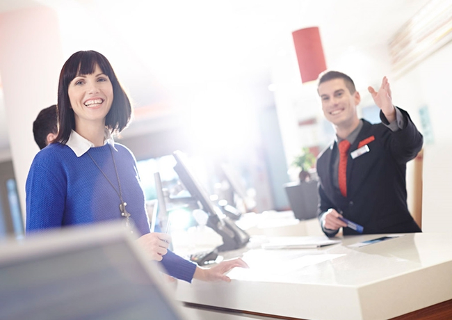 Imagen de los interiores del Hotel Novotel New Delhi Aerocity. Foto 14