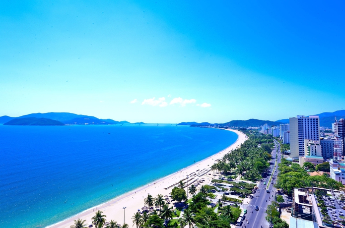 Imagen de los exteriores del Hotel Novotel Nha Trang. Foto 11