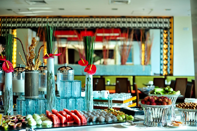 Imagen del bar/restaurante del Hotel Novotel Nha Trang. Foto 5