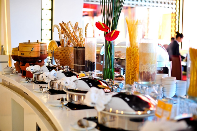 Imagen del bar/restaurante del Hotel Novotel Nha Trang. Foto 7