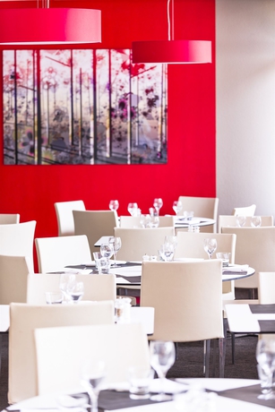 Imagen del bar/restaurante del Hotel Novotel Nice Aeroport Cap 3000. Foto 3