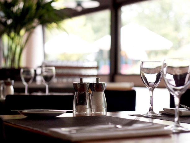 Imagen del bar/restaurante del Hotel Novotel Nottingham Derby. Foto 10