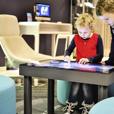 Imagen de los interiores del Hotel Novotel Paris 17. Foto 8