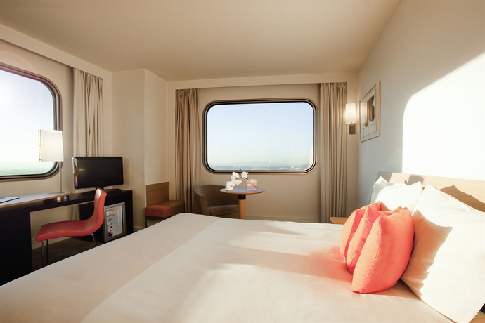 Imagen de la habitación del Hotel Novotel Paris Centre Tour Eiffel. Foto 6