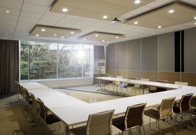 Imagen de los interiores del Hotel Novotel Paris Charenton Le Pont. Foto 16