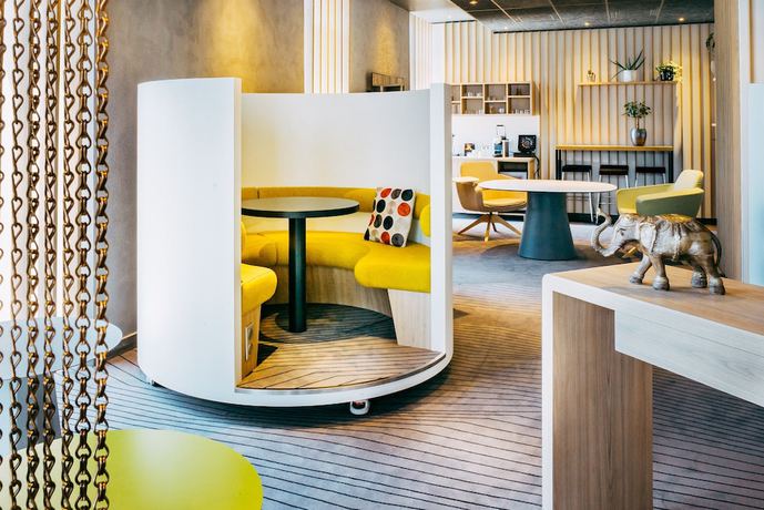 Imagen de los interiores del Hotel Novotel Paris Coeur d'Orly Airport. Foto 19