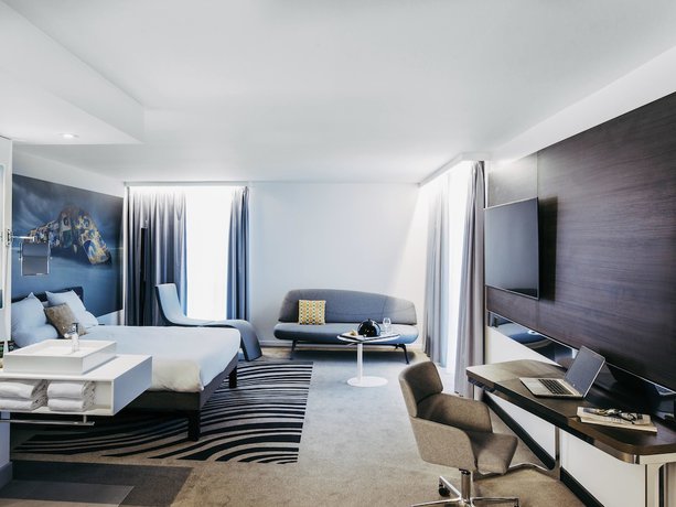 Imagen de la habitación del Hotel Novotel Paris Coeur d'Orly Airport. Foto 14