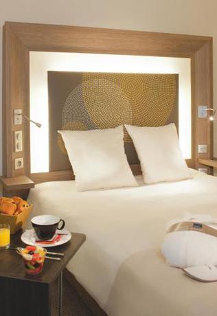 Imagen de la habitación del Hotel Novotel Paris Gare de Lyon. Foto 7