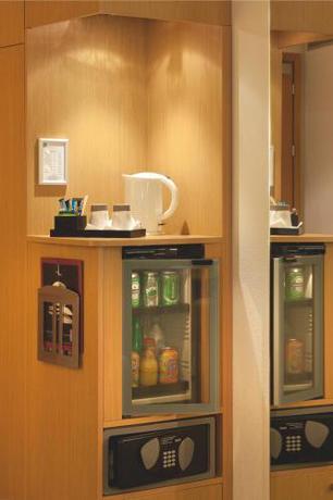 Imagen de la habitación del Hotel Novotel Paris Gare de Lyon. Foto 10