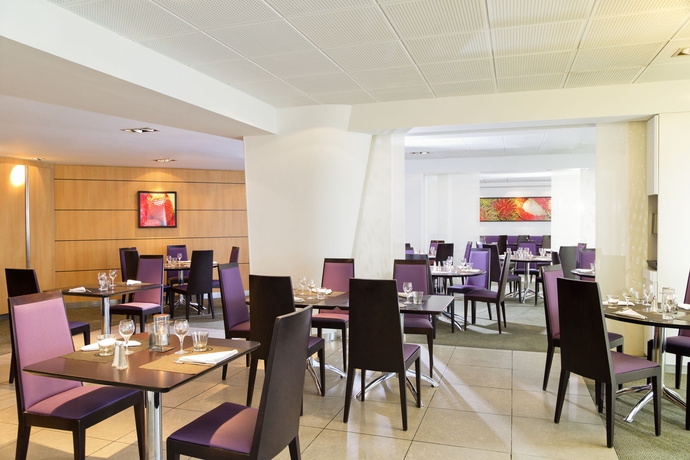 Imagen del bar/restaurante del Hotel Novotel Paris Orly Rungis. Foto 3