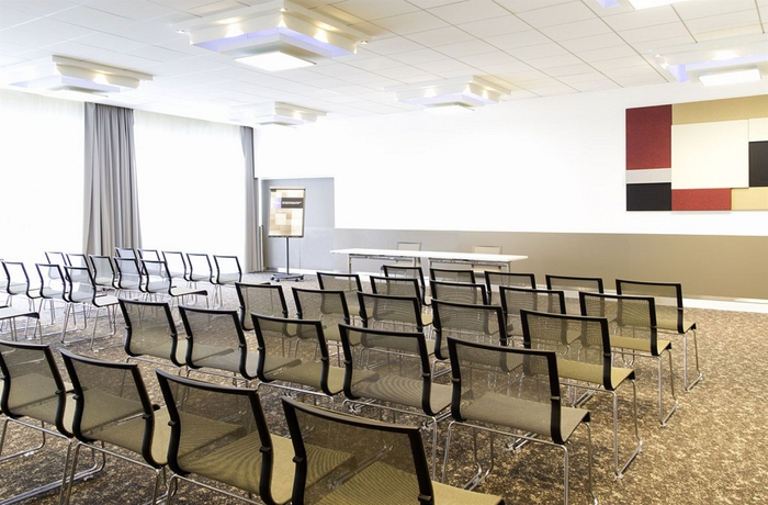 Imagen de los interiores del Hotel Novotel Paris Orly Rungis. Foto 12