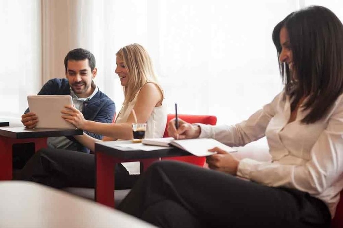 Imagen de los interiores del Hotel Novotel Paris Pont De Sevres. Foto 15