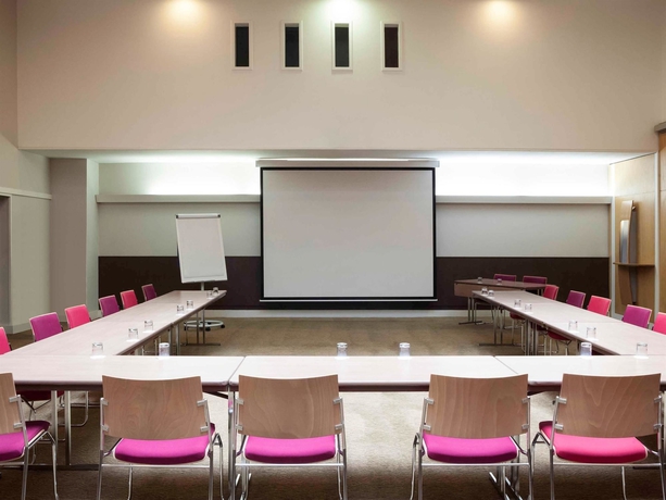 Imagen de los interiores del Hotel Novotel Paris Pont De Sevres. Foto 16