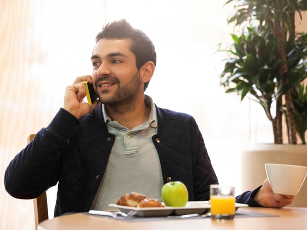 Imagen del bar/restaurante del Hotel Novotel Paris Pont De Sevres. Foto 6