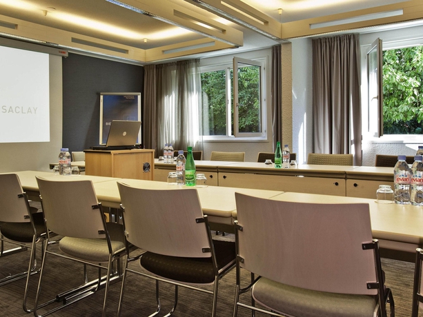 Imagen de la habitación del Hotel Novotel Paris Saclay. Foto 13