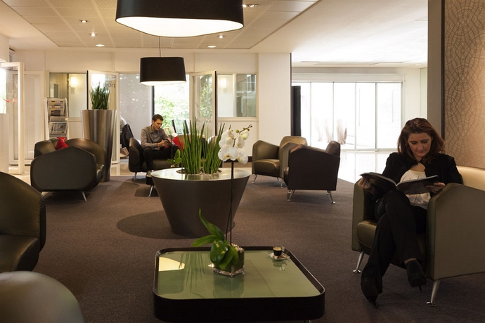 Imagen de los interiores del Hotel Novotel Paris la Defense Esplanade. Foto 15