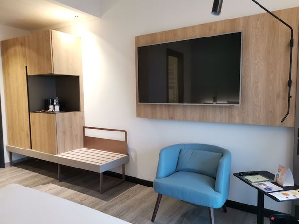 Imagen de la habitación del Hotel Novotel Parma Centro. Foto 5