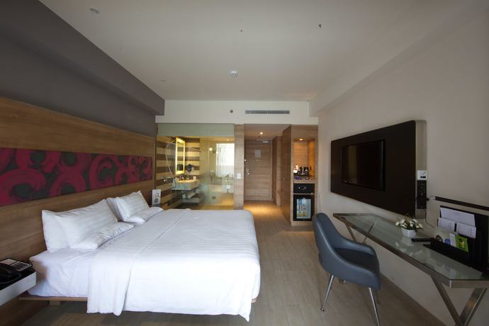 Imagen de la habitación del Hotel Novotel Pekanbaru. Foto 3