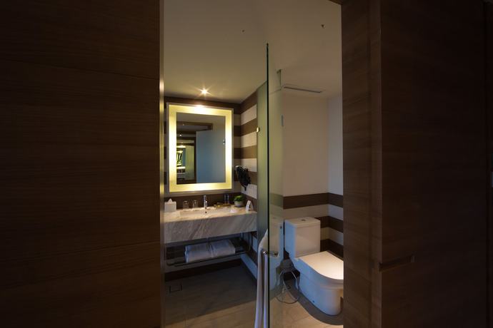 Imagen de la habitación del Hotel Novotel Pekanbaru. Foto 15