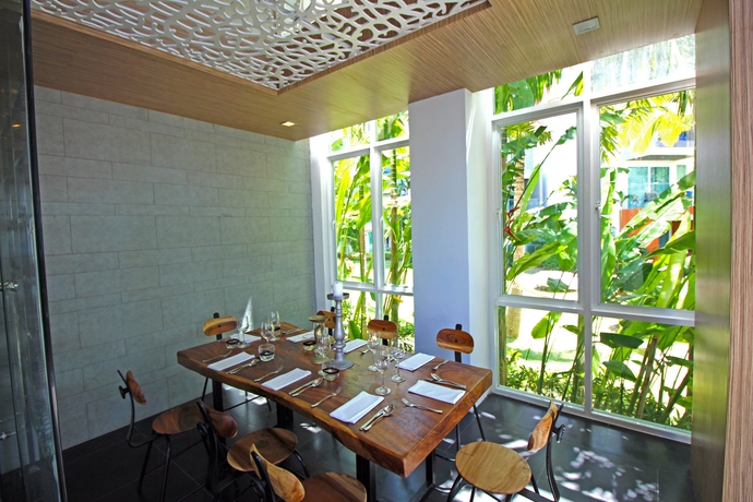 Imagen del bar/restaurante del Hotel Novotel Phuket Kamala Beach - Sha Extra Plus. Foto 7