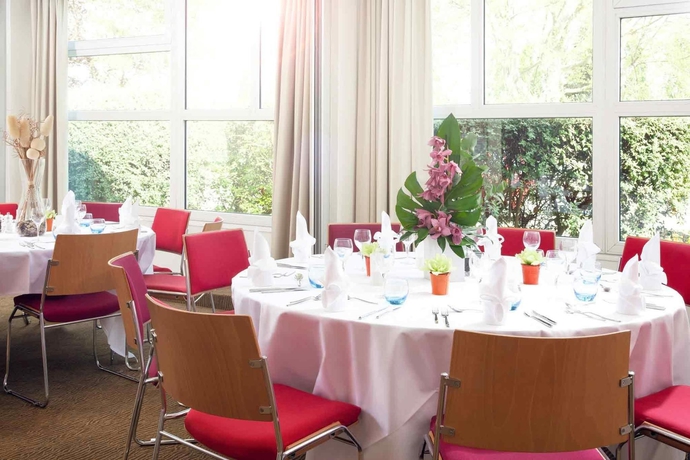 Imagen de los interiores del Hotel Novotel Poissy Orgeval. Foto 13