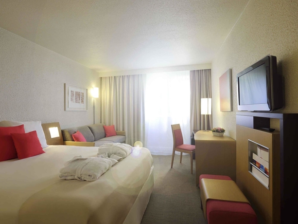 Imagen de la habitación del Hotel Novotel Poissy Orgeval. Foto 11