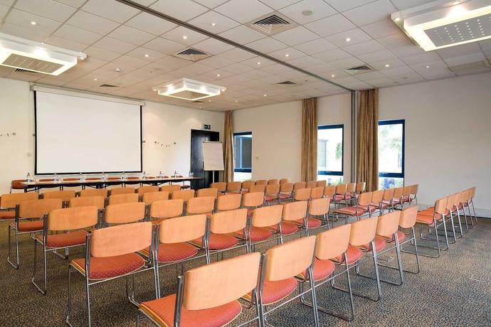 Imagen de los interiores del Hotel Novotel Port Harcourt. Foto 12