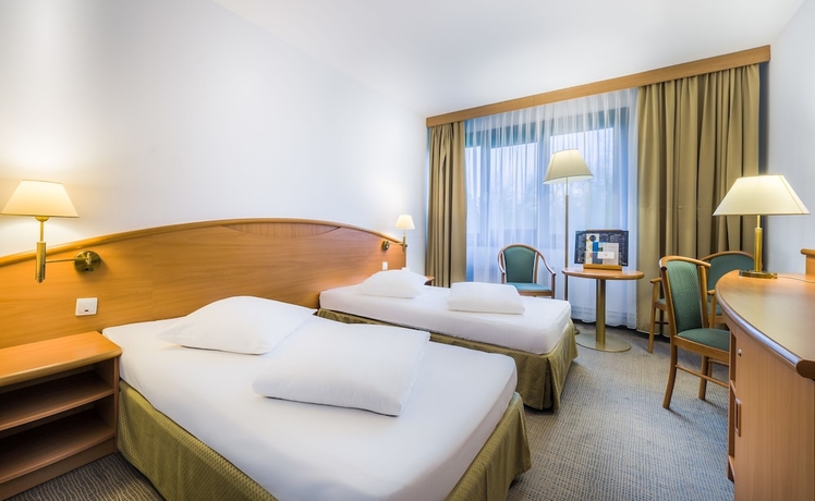 Imagen de la habitación del Hotel Novotel Poznan Malta. Foto 2