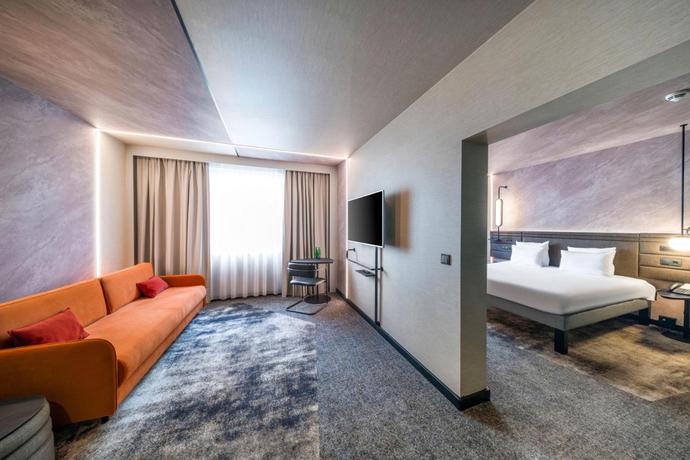 Imagen de la habitación del Hotel Novotel Praha Wenceslas Square. Foto 7