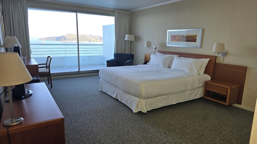 Imagen de la habitación del Hotel Novotel Puerto Montt. Foto 2