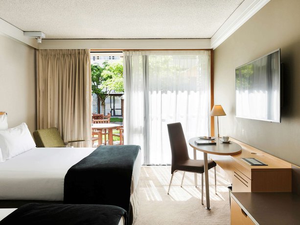 Imagen de la habitación del Hotel Novotel Queenstown Lakeside. Foto 2