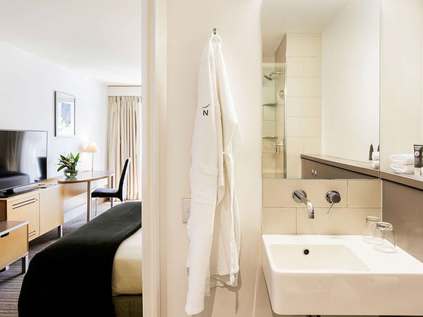 Imagen de la habitación del Hotel Novotel Queenstown Lakeside. Foto 18