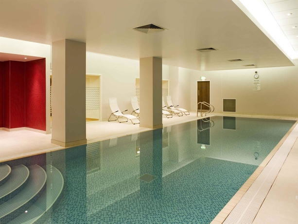 Imagen de los interiores del Hotel Novotel Reading Centre. Foto 15