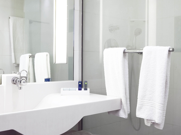 Imagen de la habitación del Hotel Novotel Reims Tinqueux. Foto 10