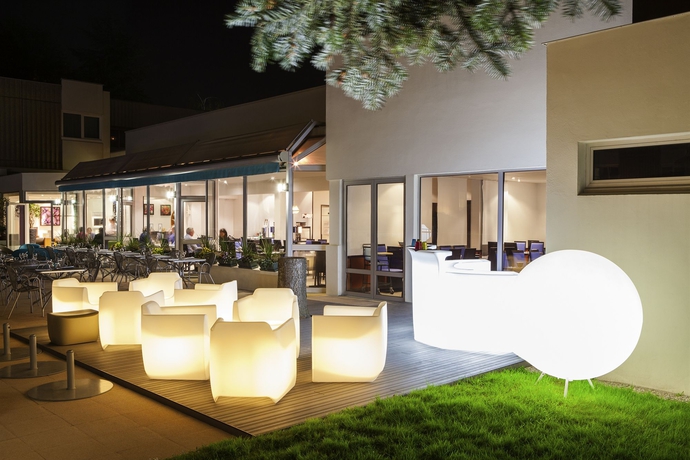 Imagen de los exteriores del Hotel Novotel Rennes Alma. Foto 9