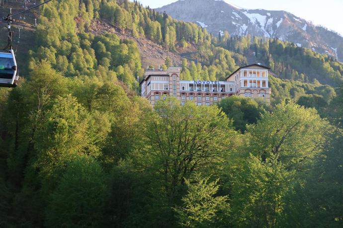 Imagen general del Hotel Novotel Resort Krasnaya Polyana Sochi. Foto 1