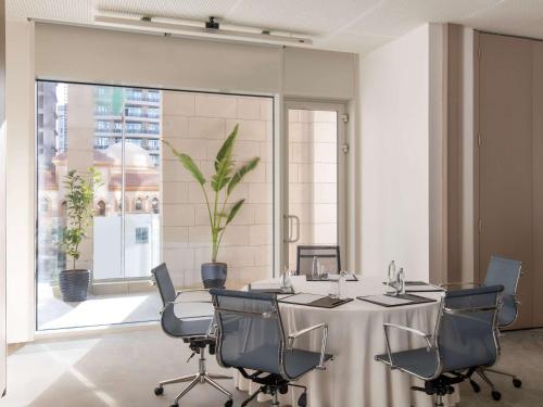 Imagen general del Hotel Novotel Riyadh Sahafa. Foto 12