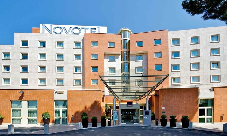 Imagen general del Hotel Novotel Roma Est. Foto 1
