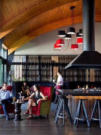 Imagen del bar/restaurante del Hotel Novotel Rotorua Lakeside. Foto 7