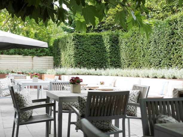 Imagen del bar/restaurante del Hotel Novotel Rotterdam Brainpark. Foto 4