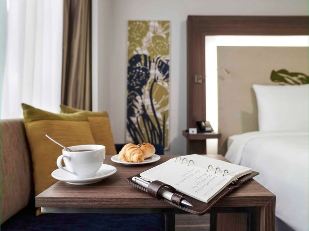 Imagen de la habitación del Hotel Novotel Saigon Centre. Foto 5