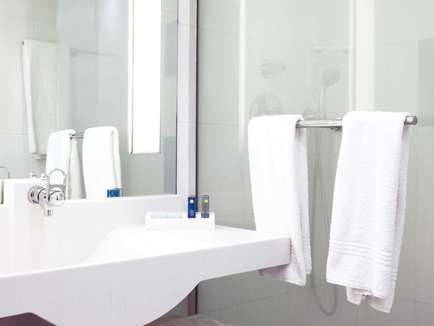 Imagen de la habitación del Hotel Novotel Saint Avold. Foto 17