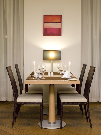 Imagen del bar/restaurante del Hotel Novotel Saint Petersburg Centre. Foto 4