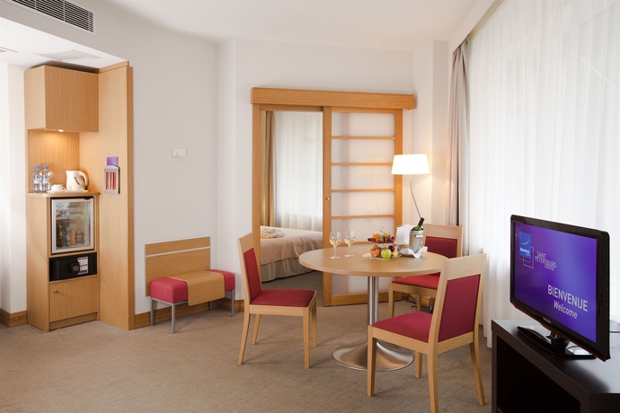 Imagen de la habitación del Hotel Novotel Saint Petersburg Centre. Foto 7