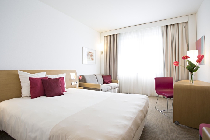 Imagen de la habitación del Hotel Novotel Salerno Est Arechi. Foto 12