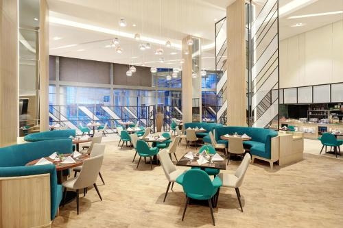 Imagen general del Hotel Novotel Samator Surabaya Timur. Foto 4